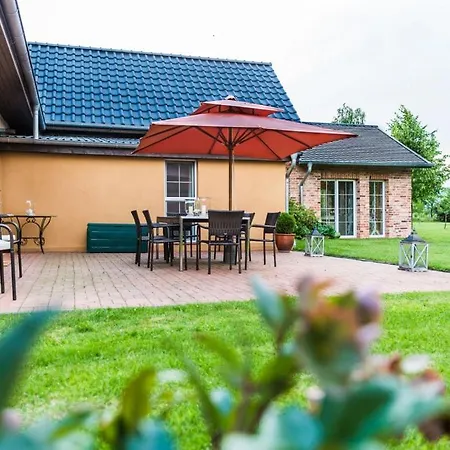 Sukow Comfortable Holiday home *